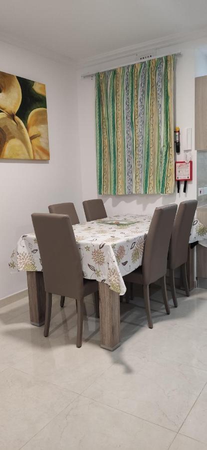 One Bed Room Apartment With Terrace Marsaskala Eksteriør billede